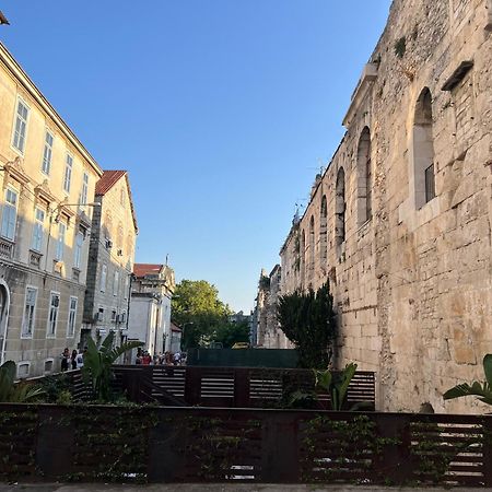 Emperor'S Residence Luxury Room - Unique Unesco Site Split Exterior foto